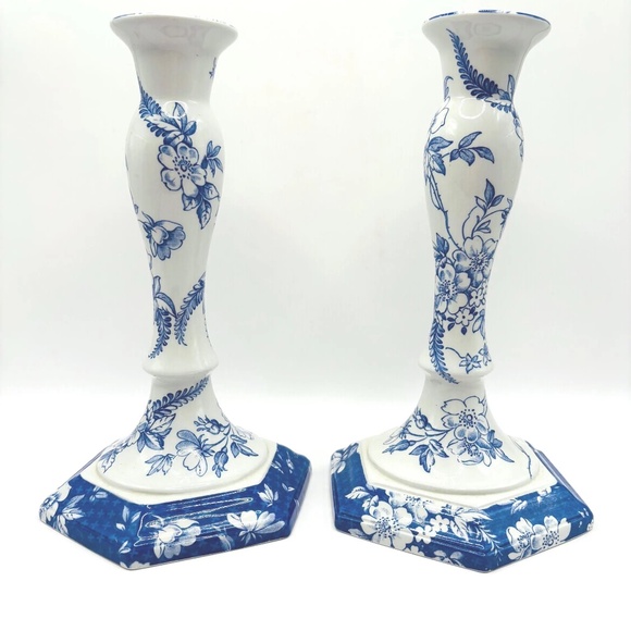 Vintage Spode Penny Lane Honeywall Blue & White Porcelain Candlesticks - Pair - Picture 3 of 15